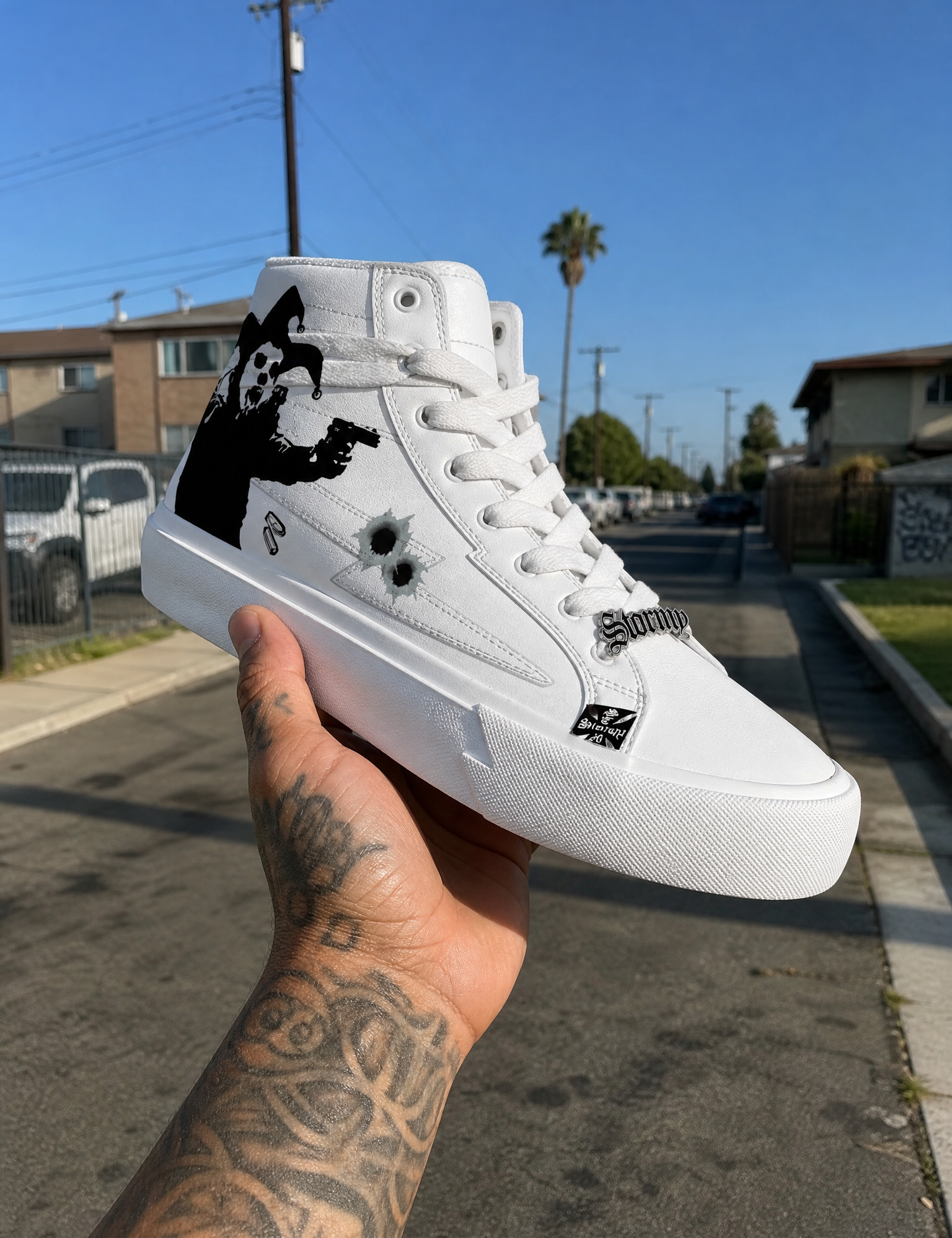 GeneratedwithKive.ai-Whitehigh-topsneakerUsetheprovidedproductshoeimageastheONLYreferencefortheshoe.Theshoemustbereproducedwithabsolutefidelity.Preserve100_oftheoriginaldesig_8.png